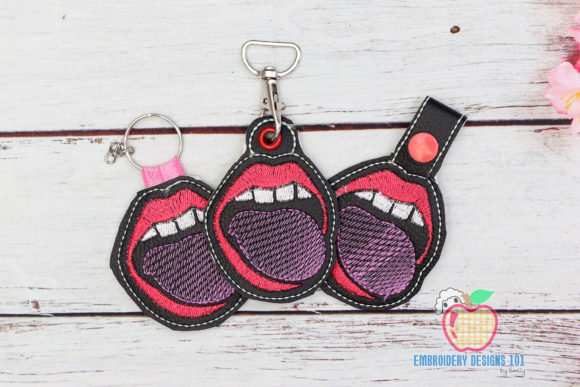 A Playful Embroidery Keyfob for Seasonal Celebration